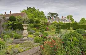 Photo of Woolbeding Gardens.