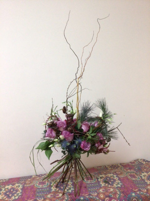 Natural plant arrangement photo 2.